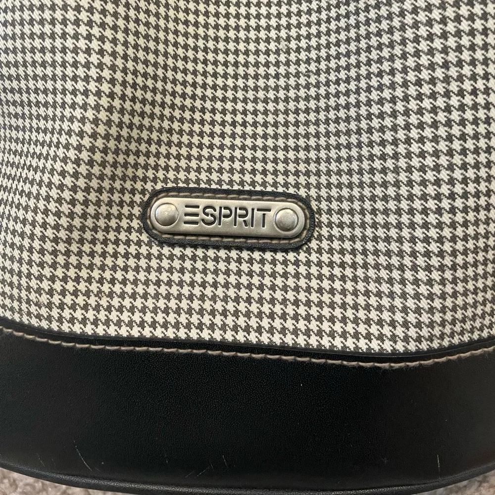 90’s houndstooth Esprit bucket backpack
